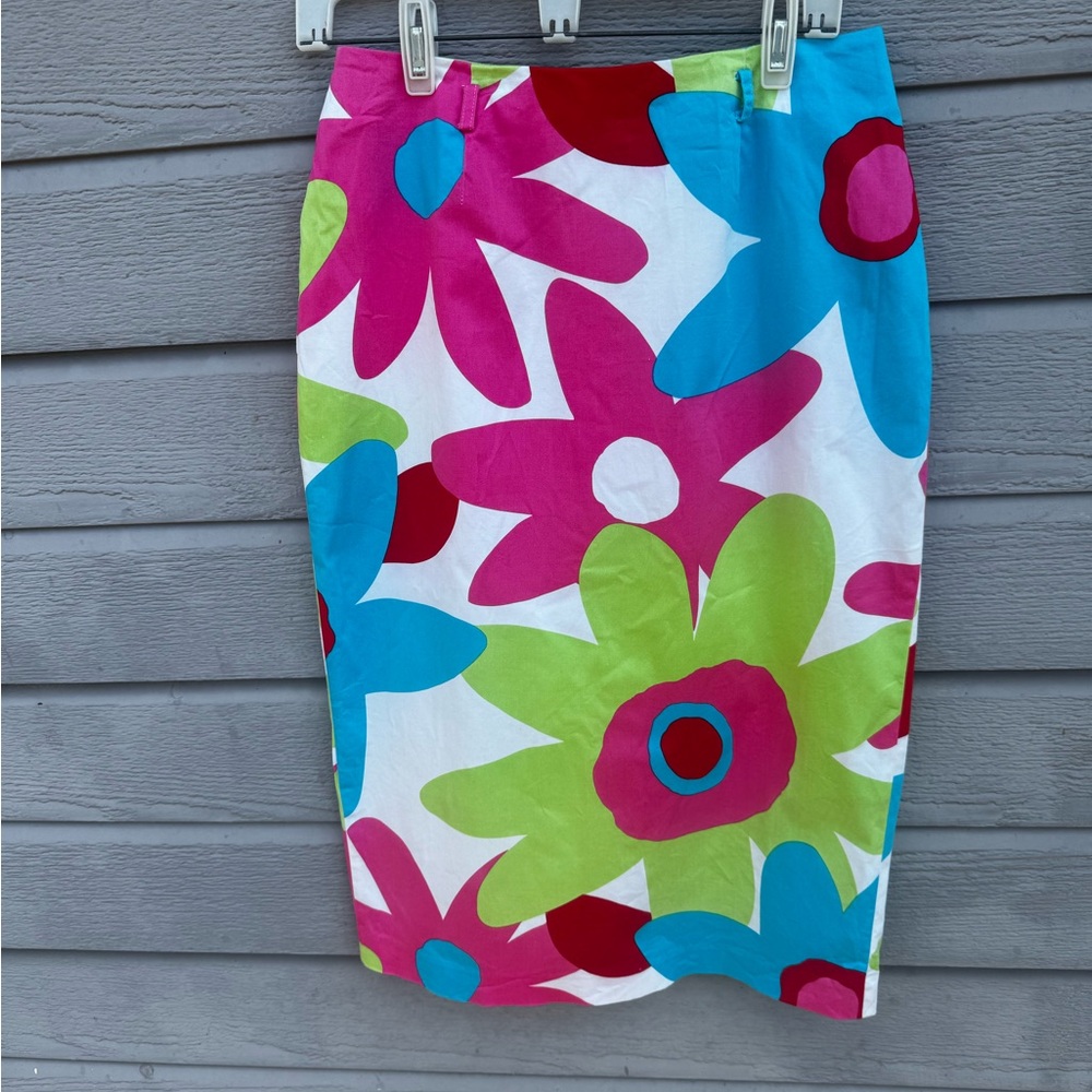 City Silk Stretch Brightly Colored Skirt Sz 8
